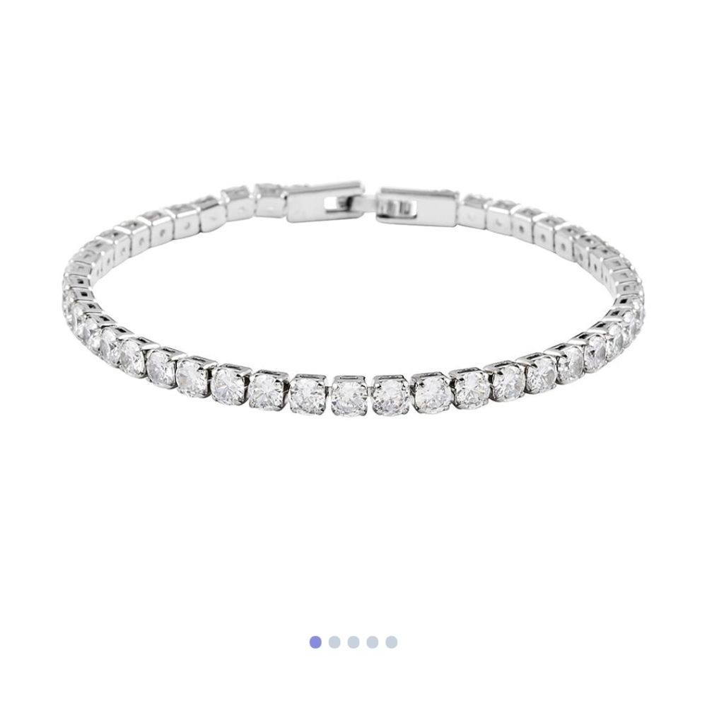 🆕️ Simulated Diamond Tennis Bracelet in Silvertone (7.25 Inches)